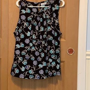 Calvin Klein top. Size is guess! No tag!